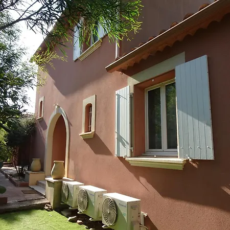 Superbe 5 Etoiles Presqu'ile De Giens La Madrague Rita La D'or Vue Piscine